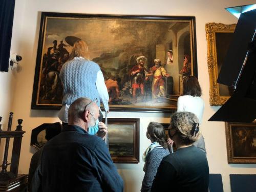 A closer look at Elisa refuses Naeman's gifts by Ferdinand Bol before opening hours @ Rembradthuis